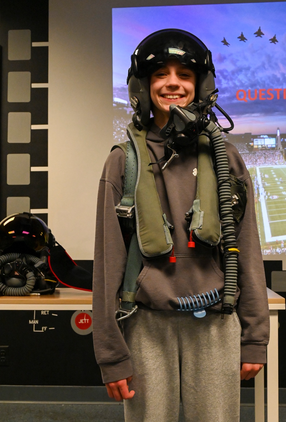 104th Fighter Wing hosts base tours for its communities