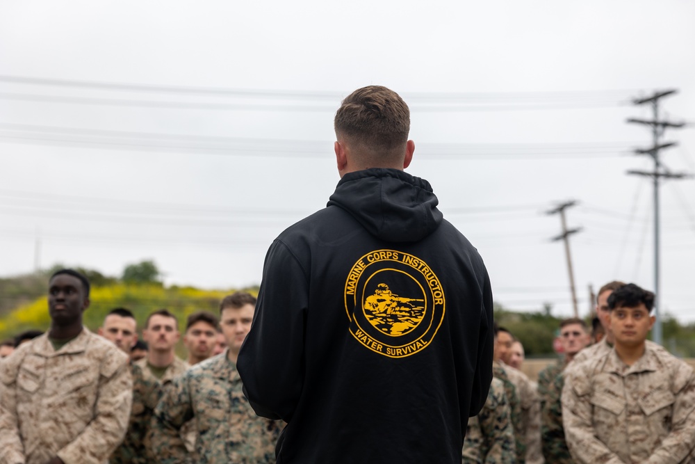 11th MEU Marines participate in water survival training