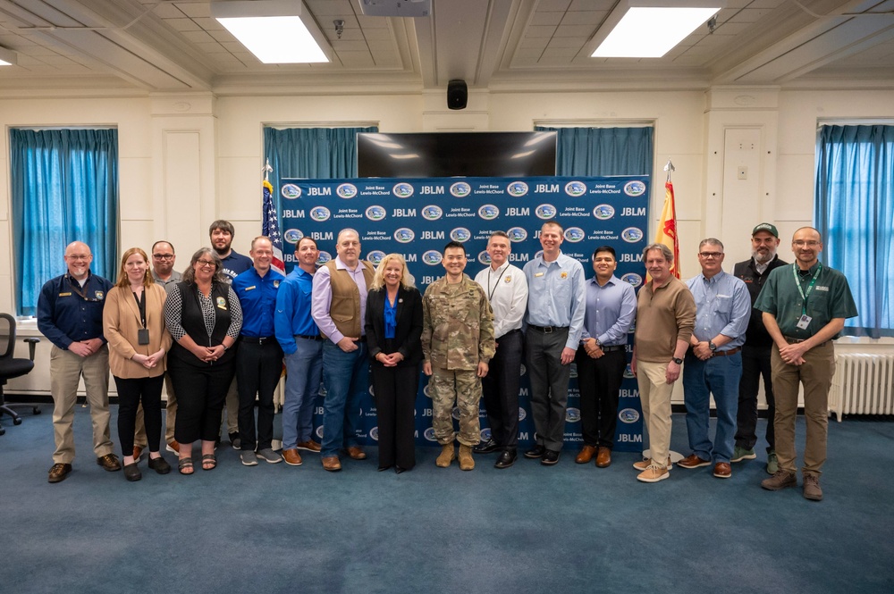 JBLM Garrison signs agreement to increase readiness, wildlife