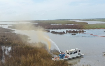 Unified Command continues response to release near Garden Island Bay, LA