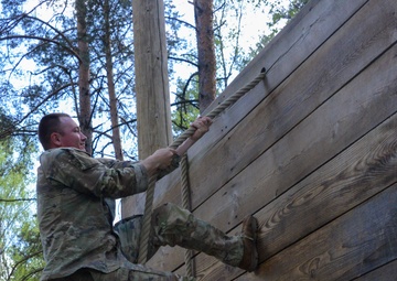 56th SBCT navigates obstacle course