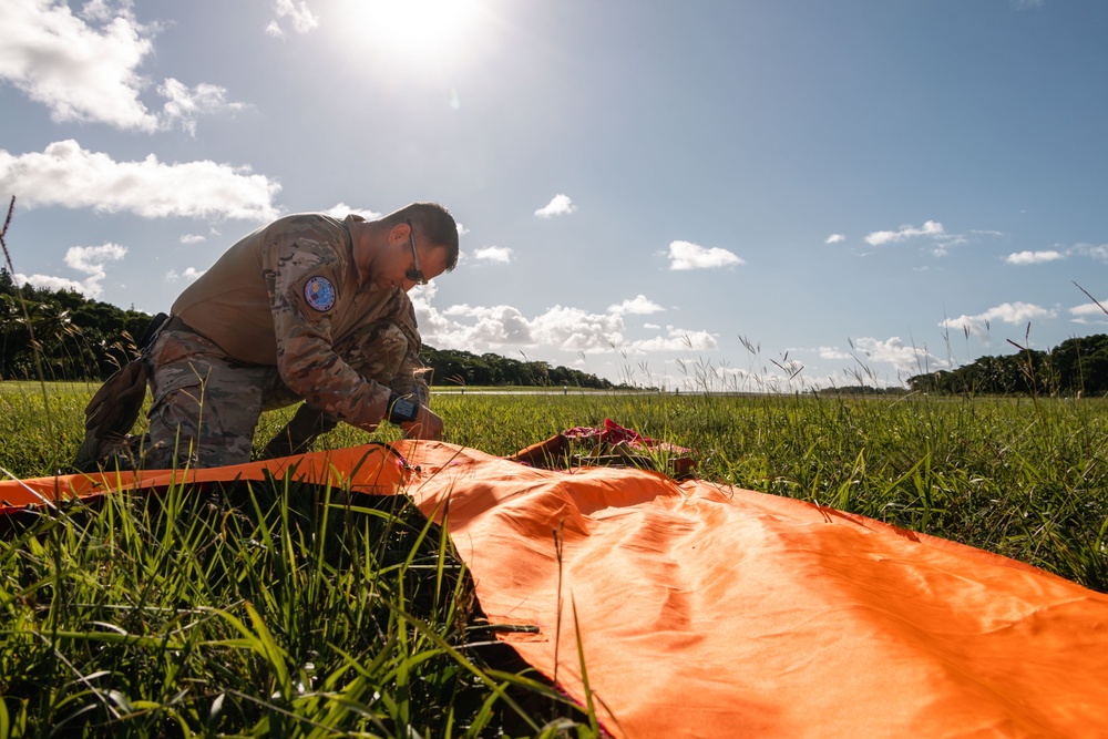 MRF-D 25.3: U.S. service members receive an air delivery