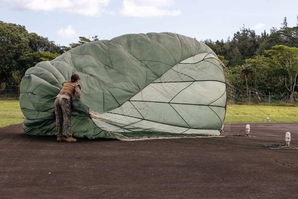MRF-D 25.3: U.S. service members receive an air delivery