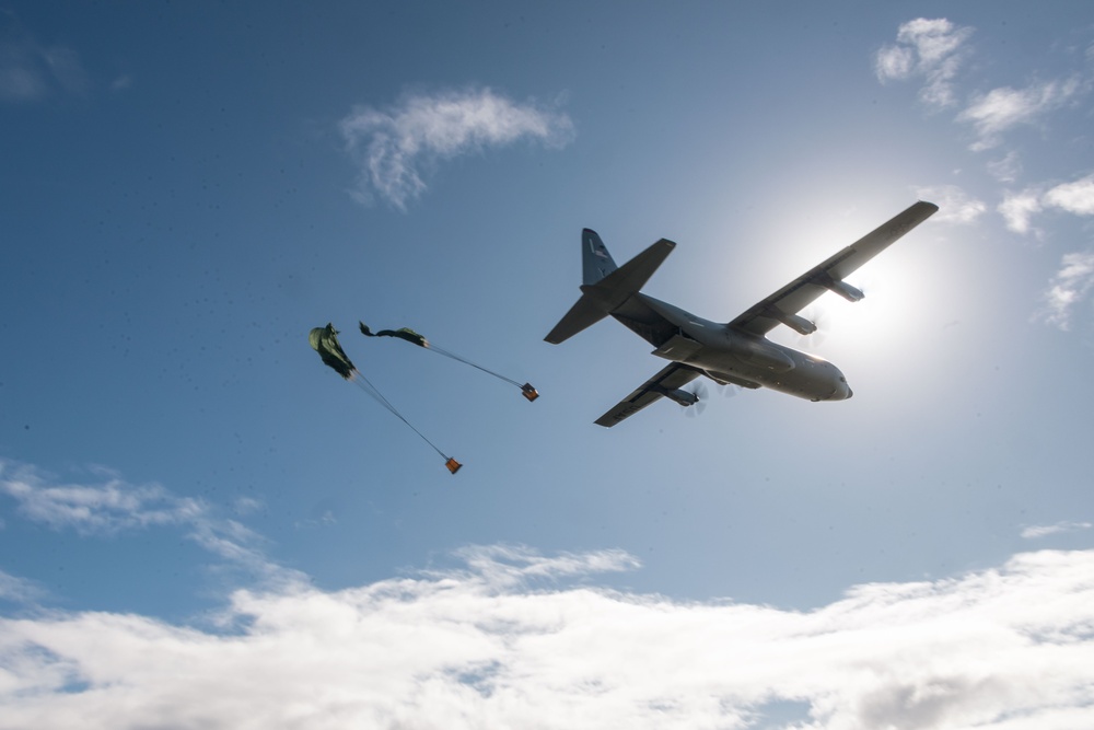MRF-D 25.3: U.S. service members receive an air delivery