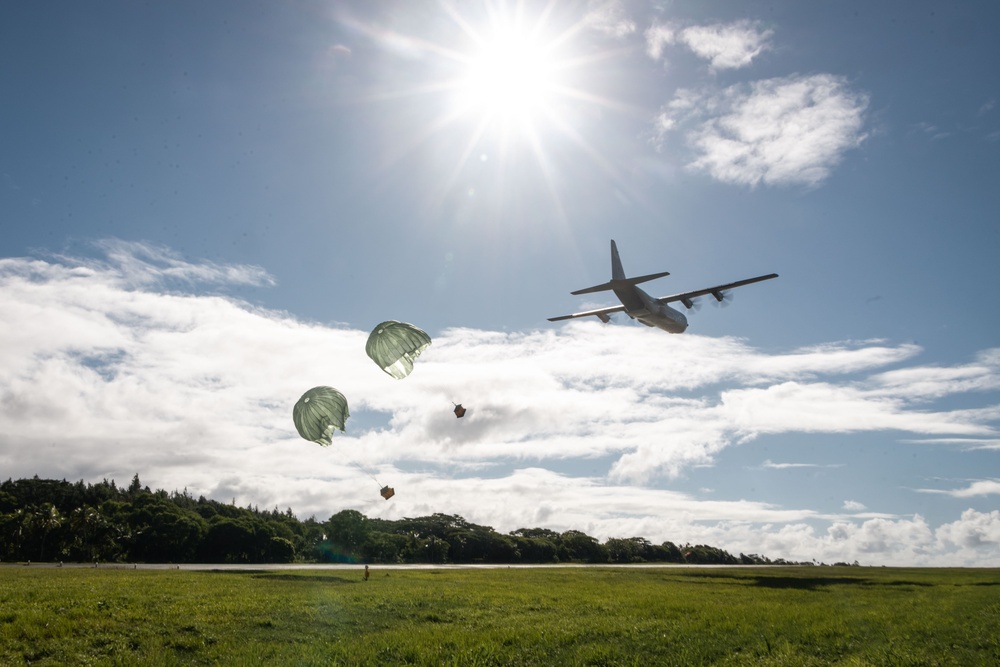 MRF-D 25.3: U.S. service members receive an air delivery