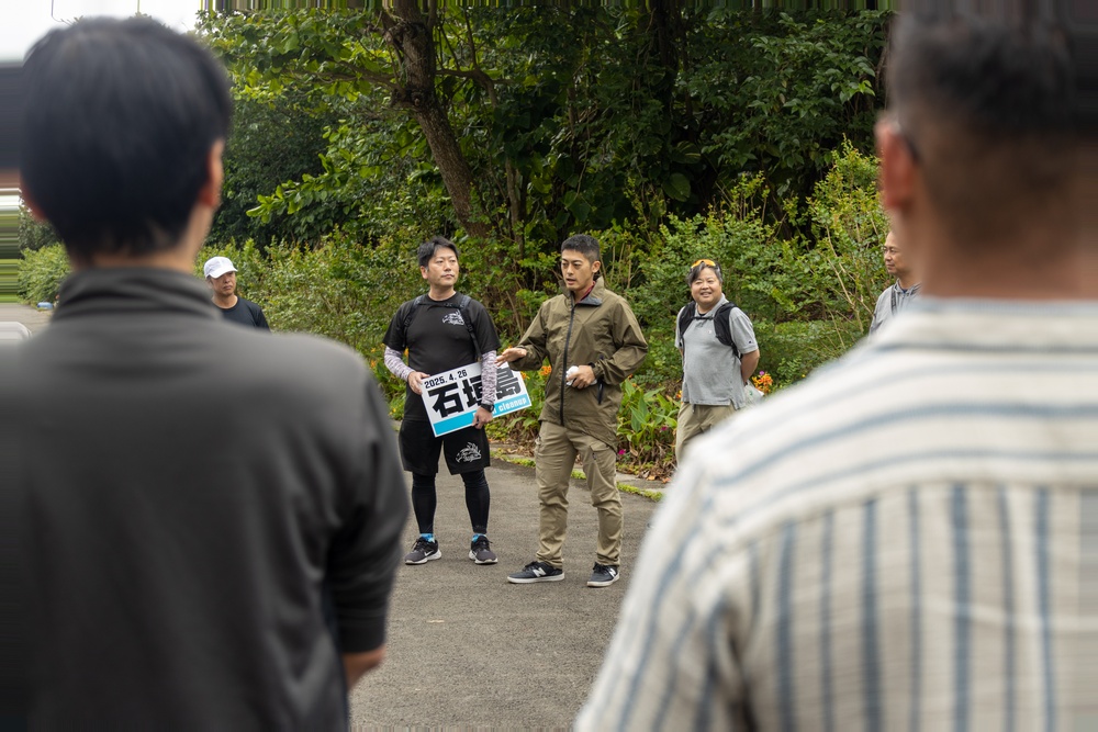 III MEF, JSDF Personnel Conduct Beach Cleanup on Ishigaki
