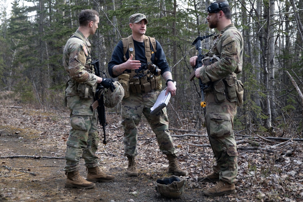 The AKARNG's 207th Multi-Functional Training Regiment conducts Infantry Advanced Leader Course