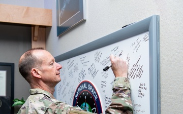 NSDC hosts USAF Warfare Center commander