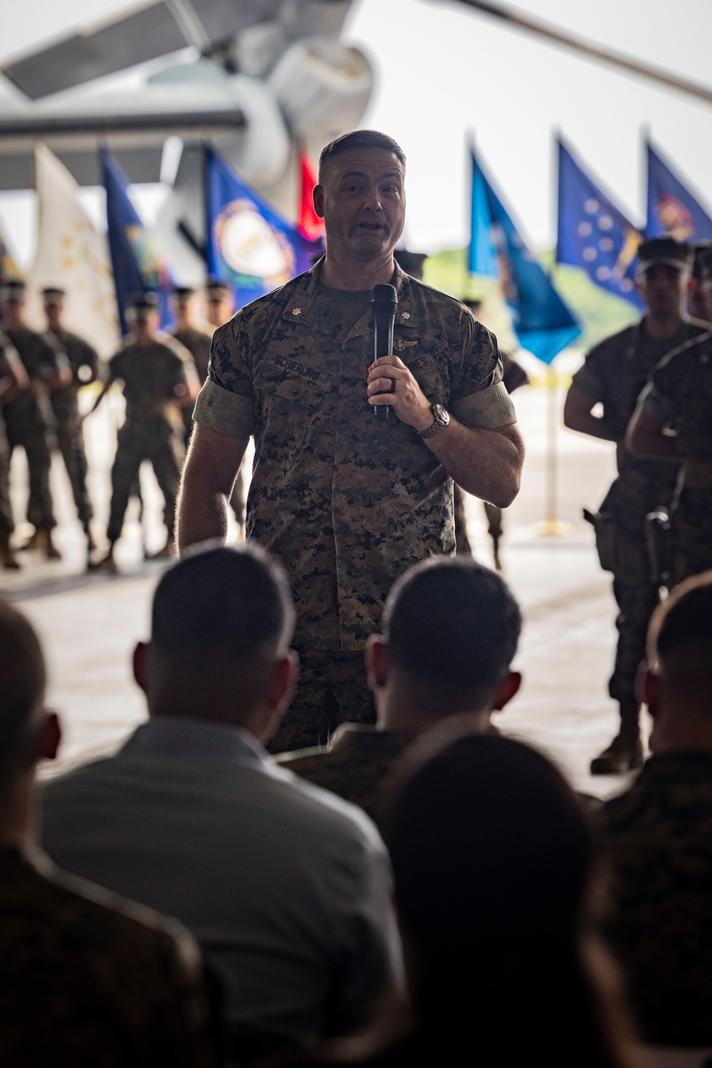 VMM-262 holds change of command ceremony