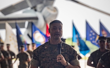 VMM-262 holds change of command ceremony