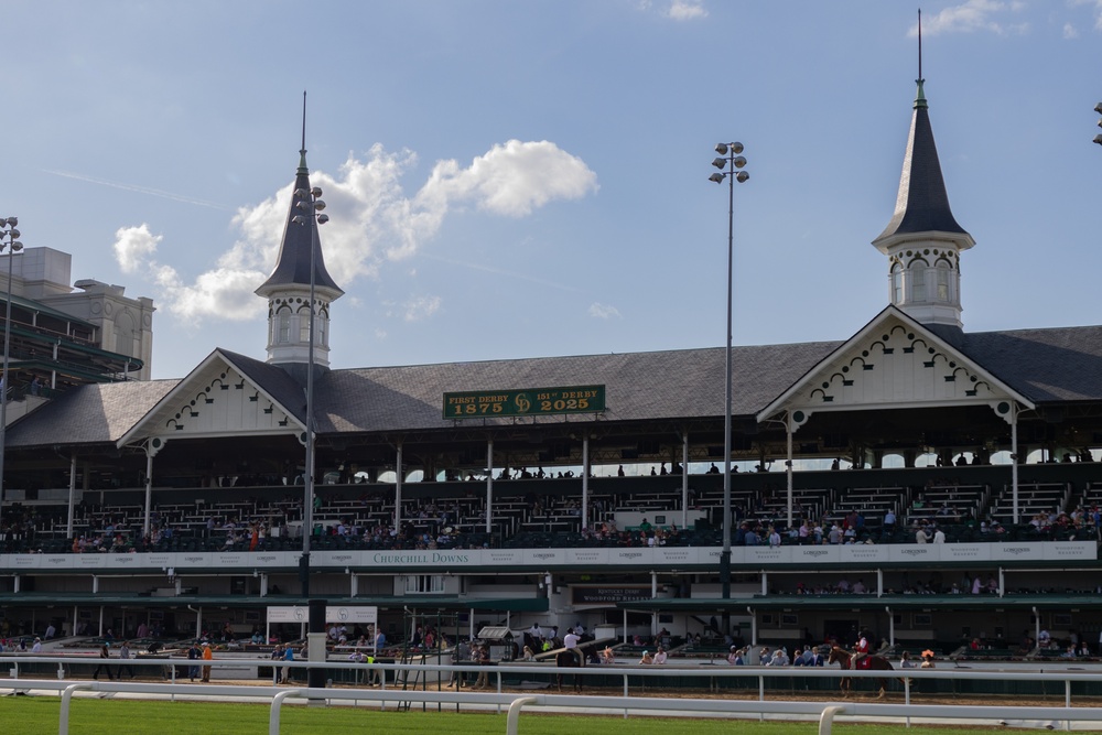 1ID CGMCG Explores Churchill Downs