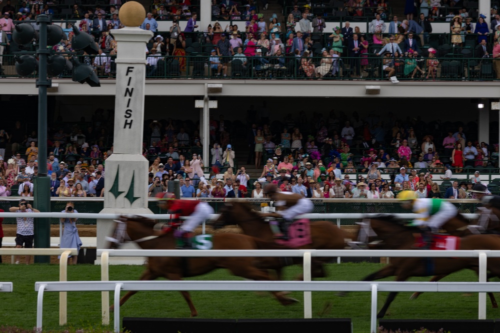 1ID CGMCG Explores Churchill Downs