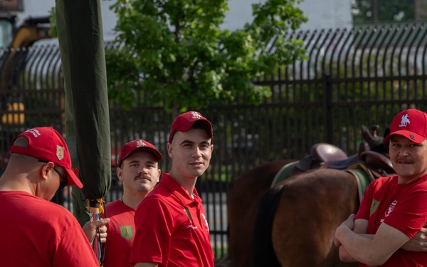 1ID CGMCG Explores Churchill Downs
