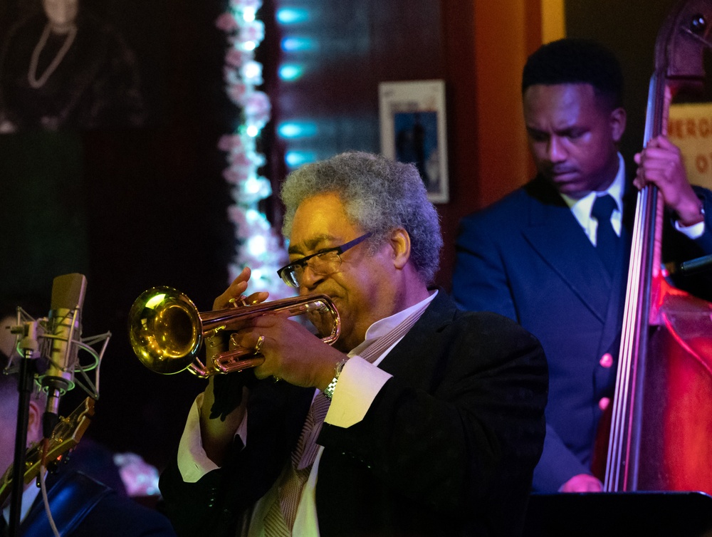 Jon Faddis with the US Navy Commodores