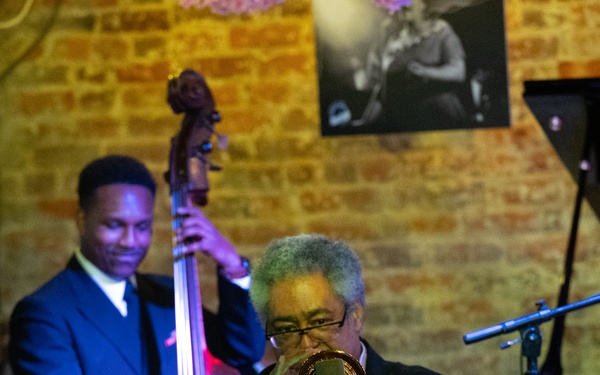Jon Faddis with the US Navy Commodores