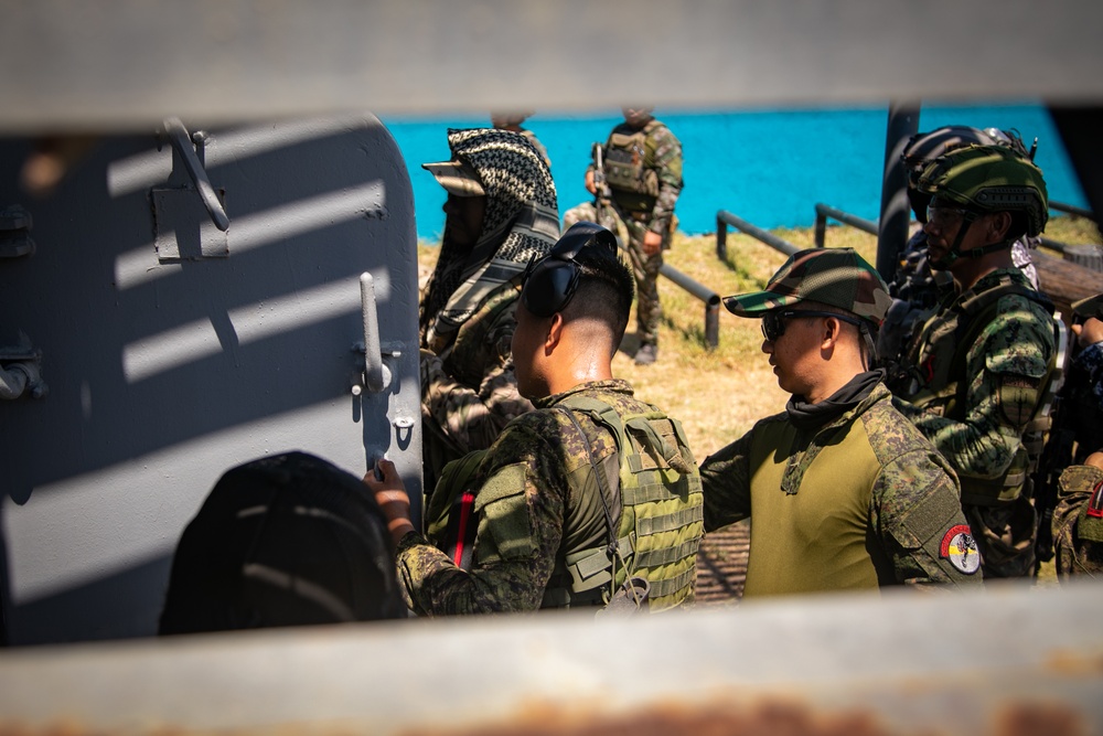 Balikatan 2025: Philippines, U.S. Naval Special Warfare conduct static range and close quarter combat training