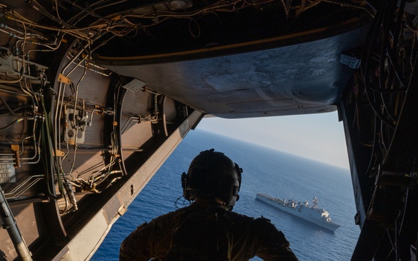 Balikatan 25: 353 SOW conducts deck landings with USS Comstock