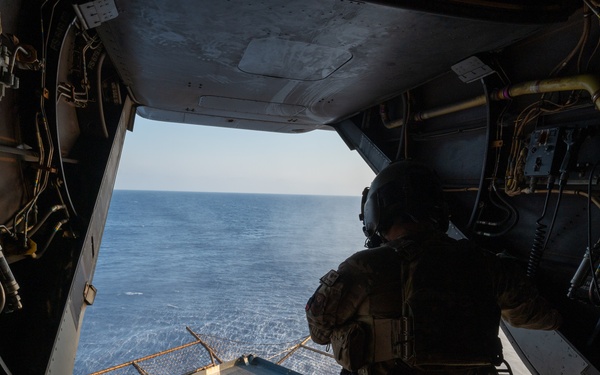 Balikatan 25: 353 SOW conducts deck landings with USS Comstock