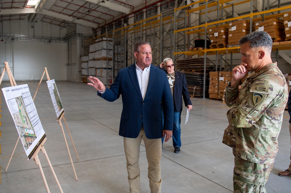 LTG Bernabe tours Rapid Deployment Warehouse
