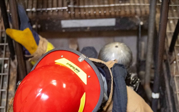 Wasp Conducts Engineering General Quarters Drill