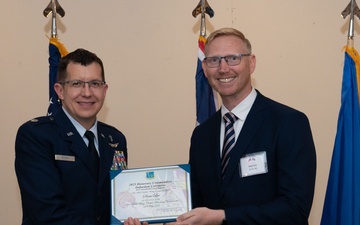 Honorary commanders: cultivating partnership, community