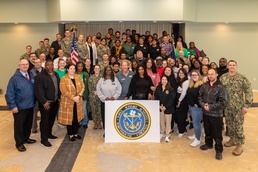Naval Support Activity Portsmouth Virginia Established Separating Shipyard and Installation Responsibilities