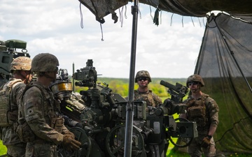 U.S. Army artillery sections certify in fire support and field artillery