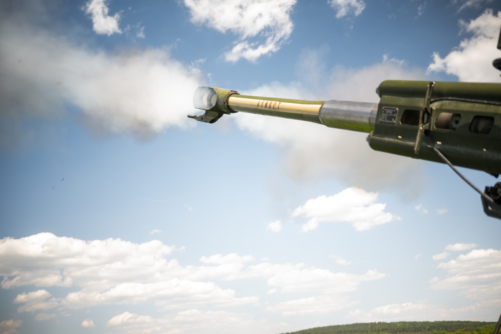U.S. Army artillery sections certify in fire support and field artillery