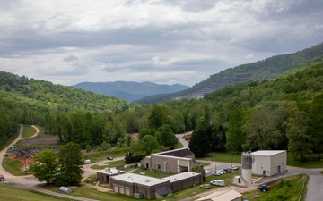 Temporary water treatment facility at Burnett reservoir