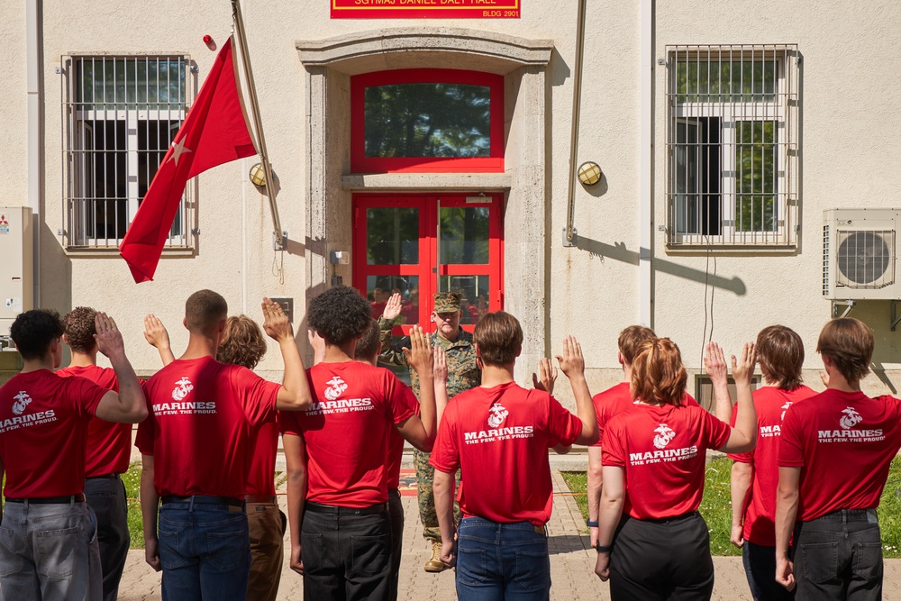 Maj. Gen. Sofge swears in RSS Europe Poolees
