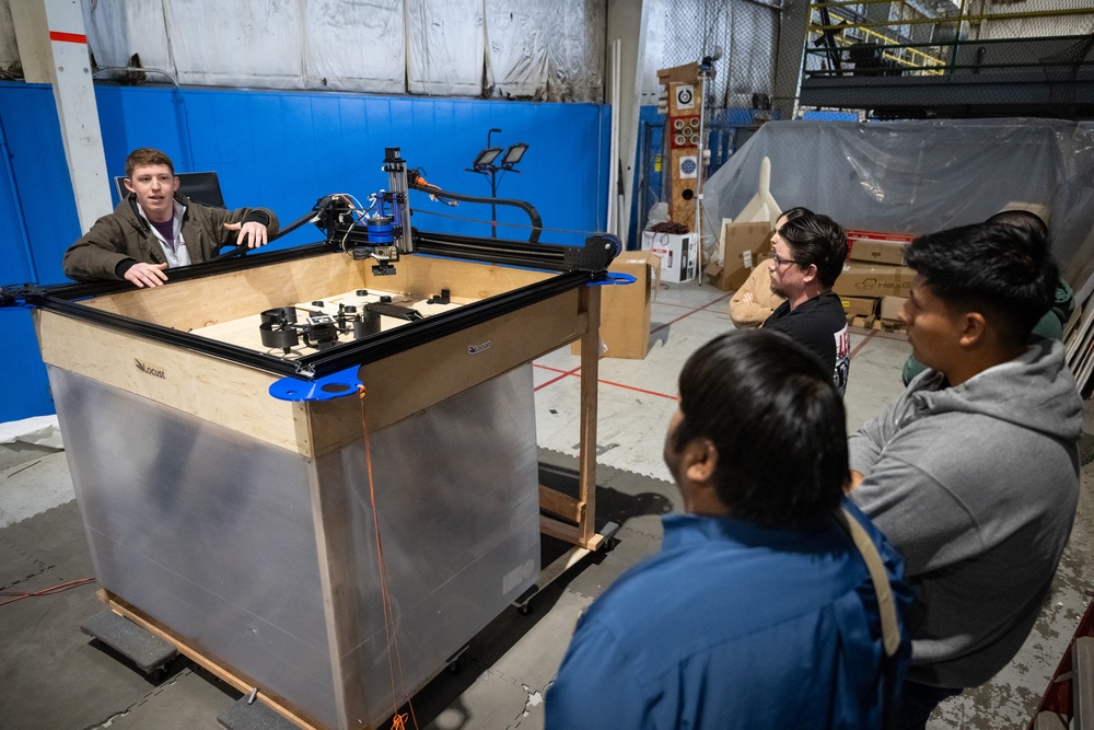 Oxnard College Students Learn About Naval Internships, More During Visit to Fathomwerx Lab