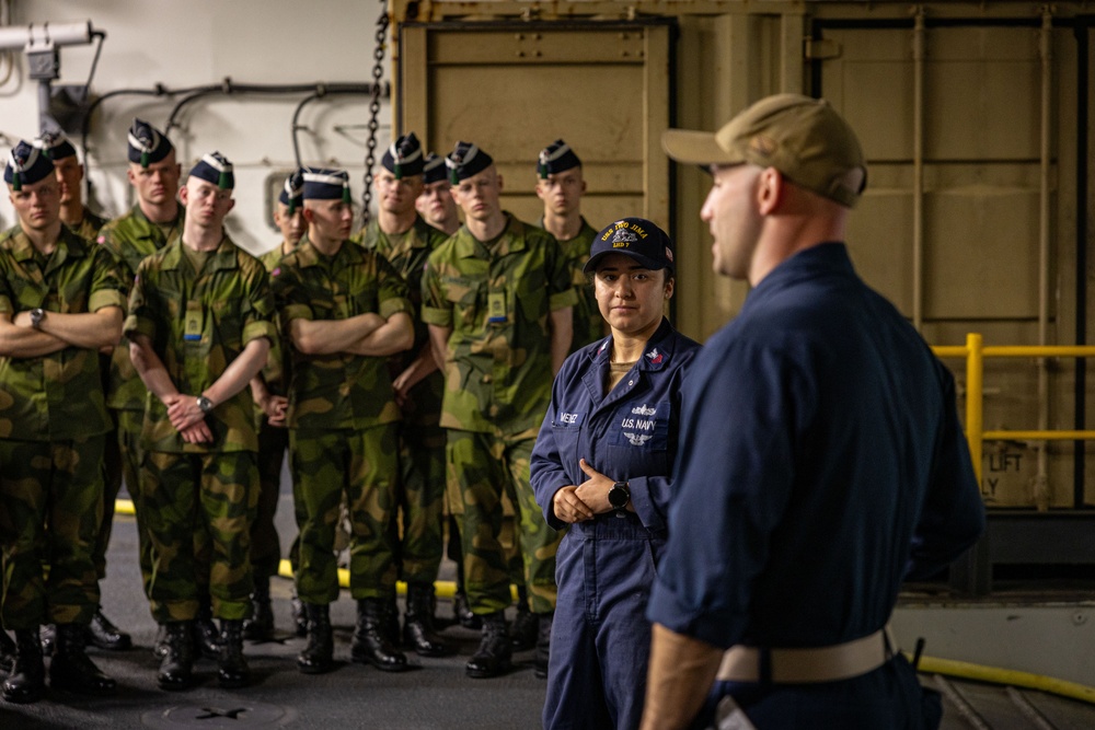 His Majesty The King’s Guard 3rd Company Tours USS Iwo Jima