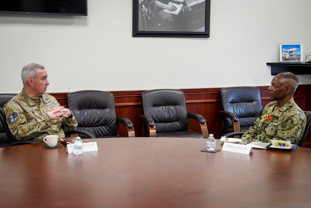 Commander, U.S. Space Command visits Naval War College