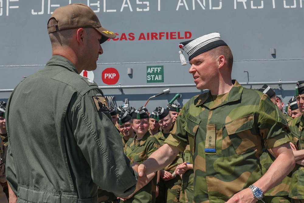His Majesty The King’s Guard 3rd Company Tours USS Iwo Jima