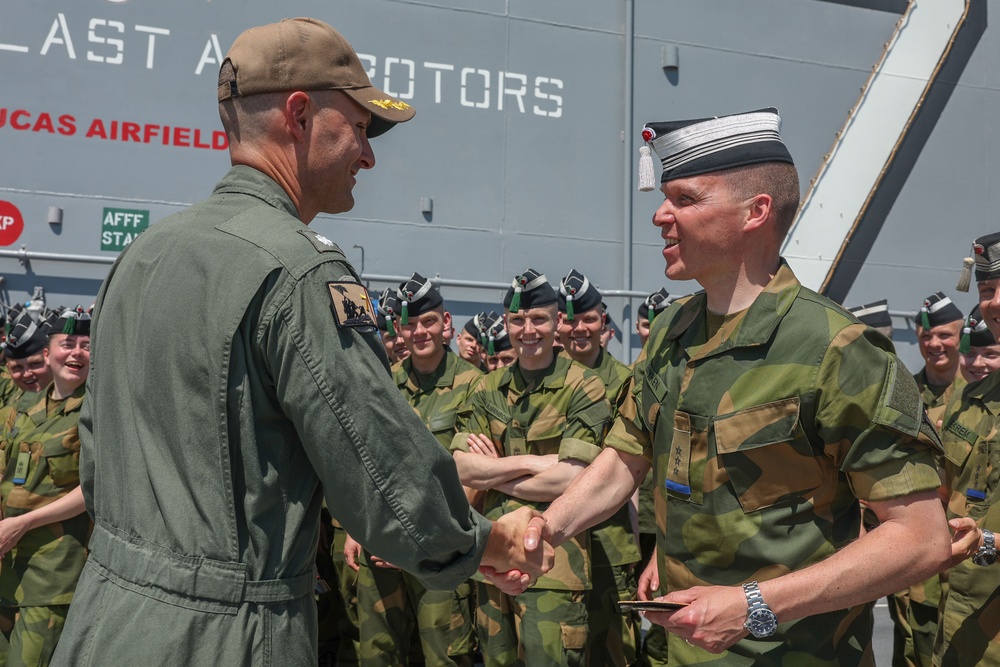 His Majesty The King’s Guard 3rd Company Tours USS Iwo Jima