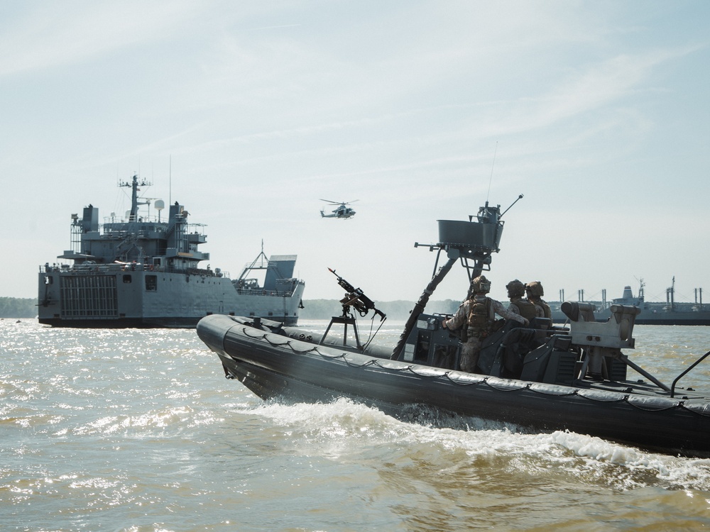 22nd MEU | Maritime Special Purpose Force Conducts VBSS