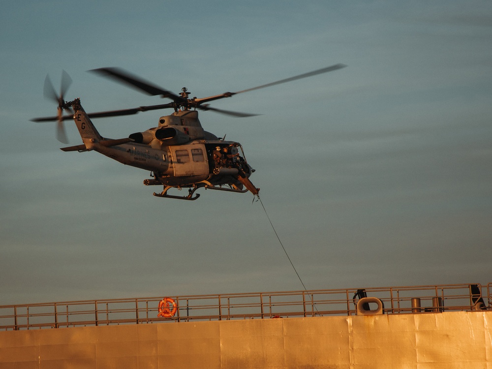22nd MEU | Maritime Special Purpose Force Conducts VBSS