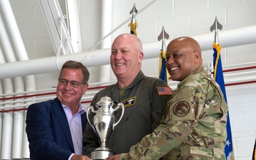 171st ARW Awarded 2024 Omaha Trophy