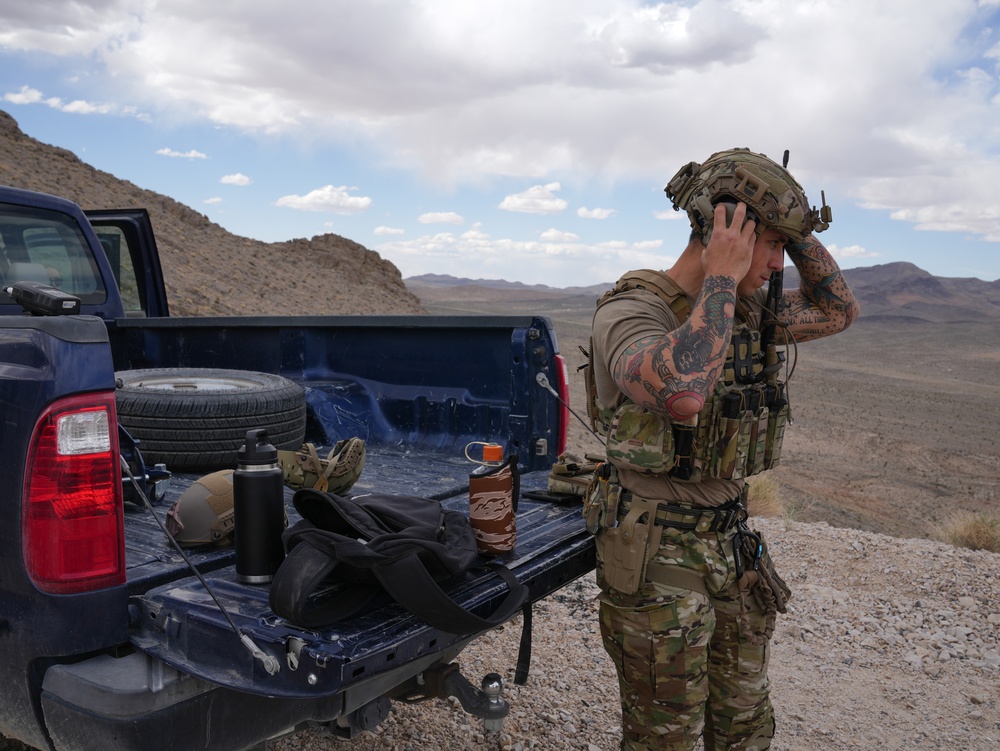 New Zealand JTACs train with 422nd Test and Evaluation Squadron TACPs