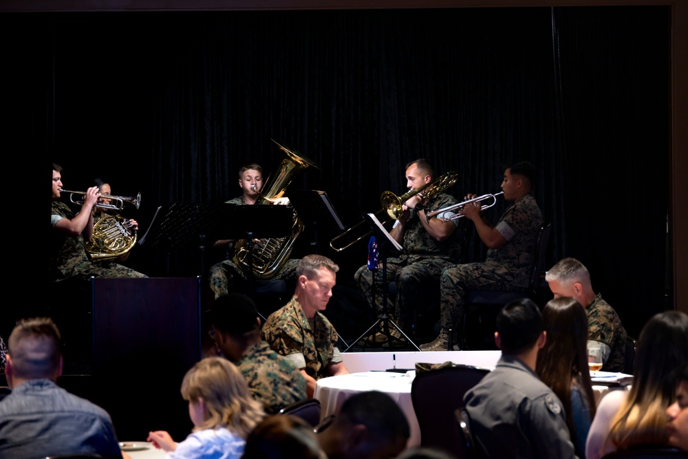 U.S. Marines, Sailors and families recognized for volunteer efforts on MCAS Miramar