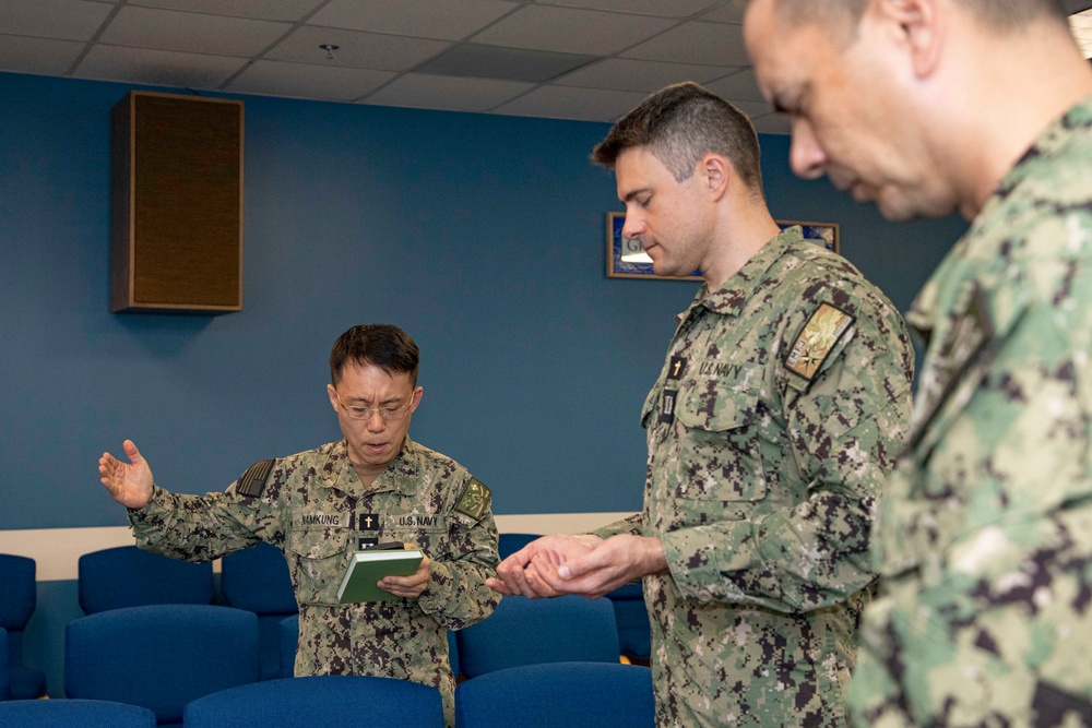 Chaplains Observe National Day of Prayer