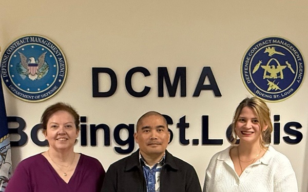 DCMA Boeing St. Louis team participates in contract closeout panel
