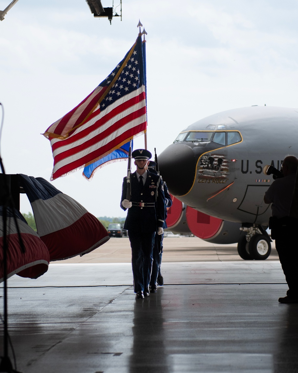 Omaha Trophy Presentation at the 171st ARW