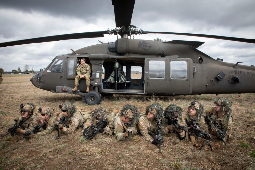 10th Mountain Division Soldiers Train for the Upcoming Mountain Peak Exercise