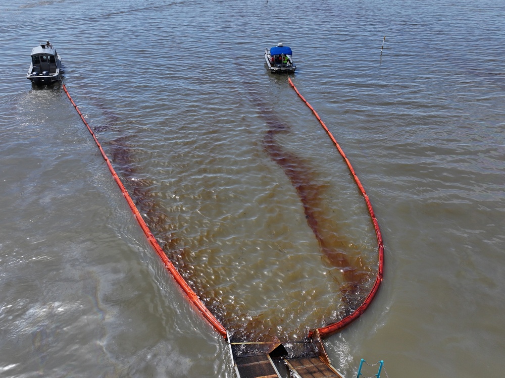 Unified Command continues response to release near Garden Island Bay, LA