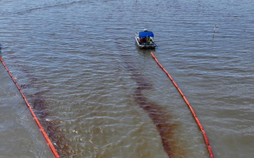 Unified Command continues response to release near Garden Island Bay, LA