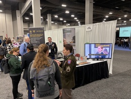 6th Medical Recruiting Battalion’s Virtual Recruiting Team Goes Beyond the Screen at the 2025 Western Veterinary Conference