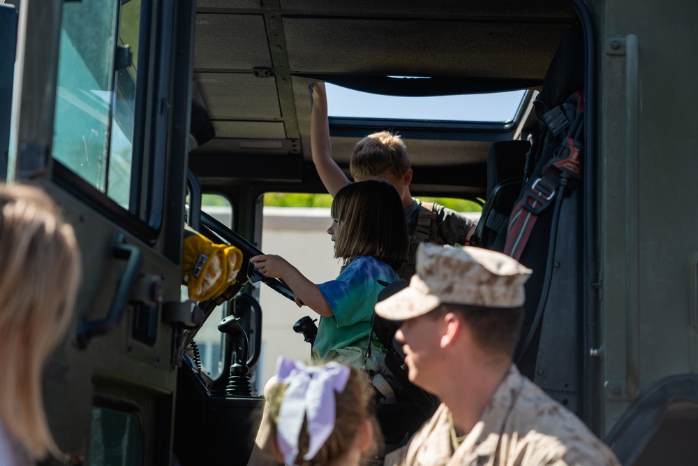The Combat Center hosts vehicle showcase at local elementary school in honor of Month of the Military Child