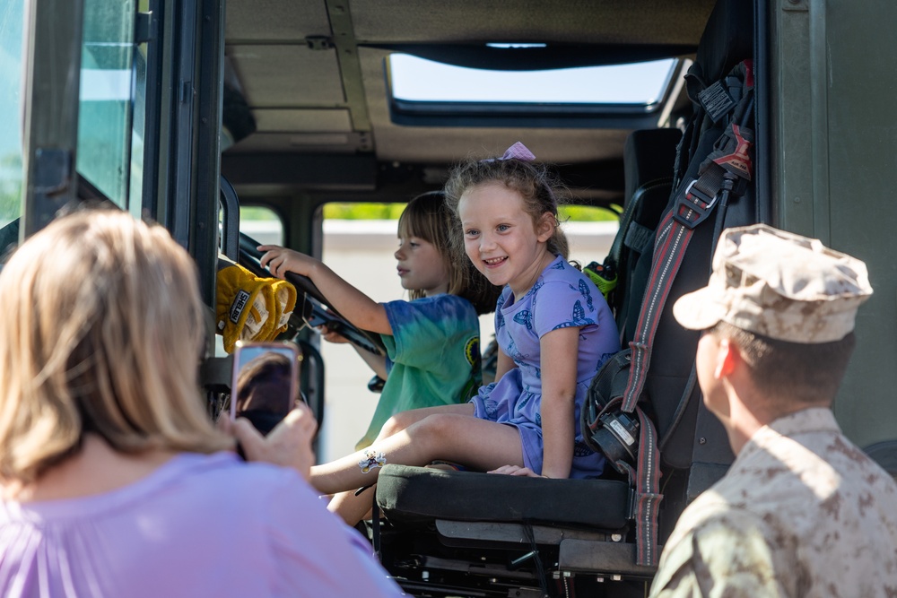 The Combat Center hosts vehicle showcase at local elementary school in honor of Month of the Military Child