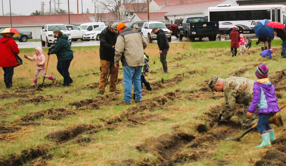 Fort McCoy continues annual tree replenishment efforts; earns 36th Tree City USA award in process